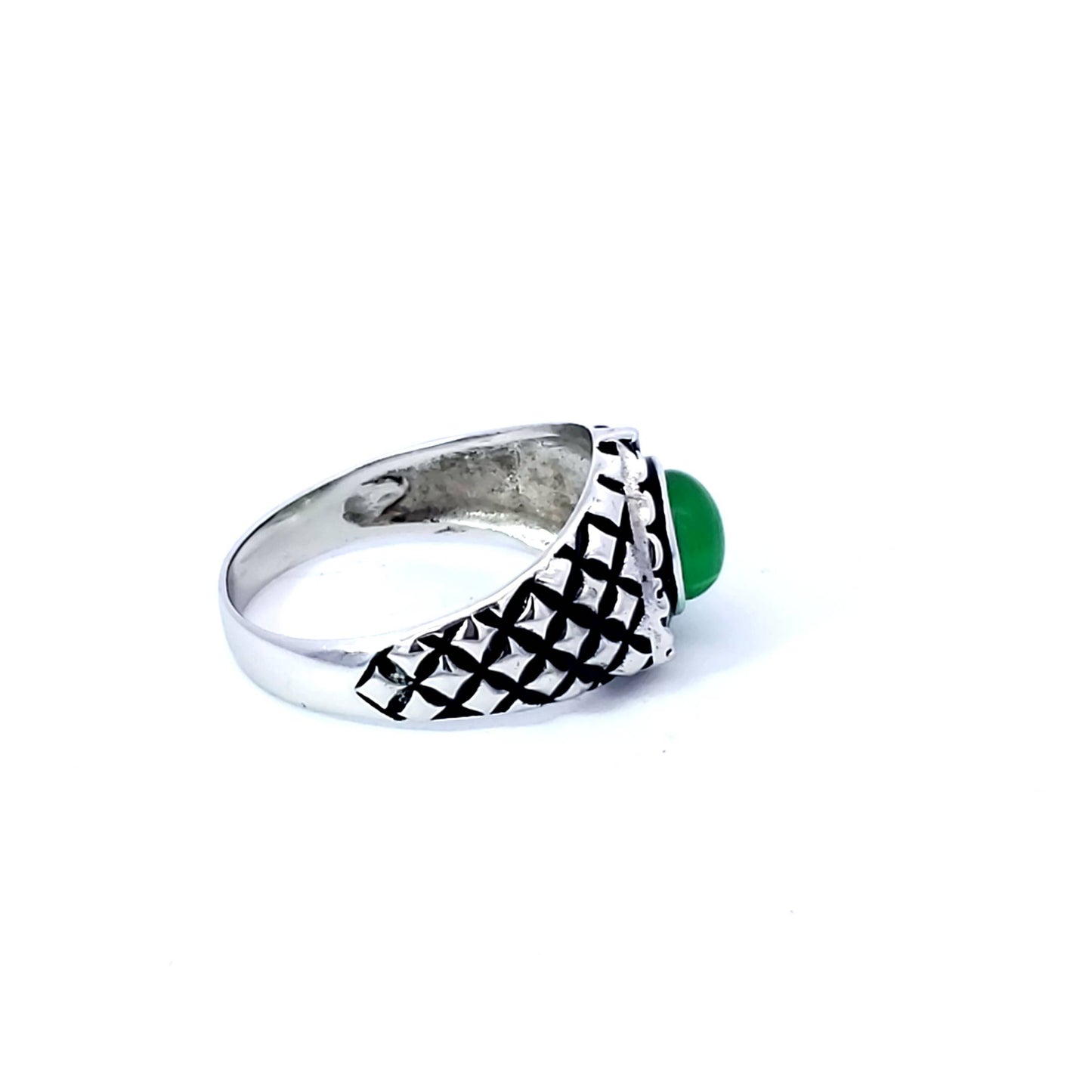 Green Cabachon Fashion Ring