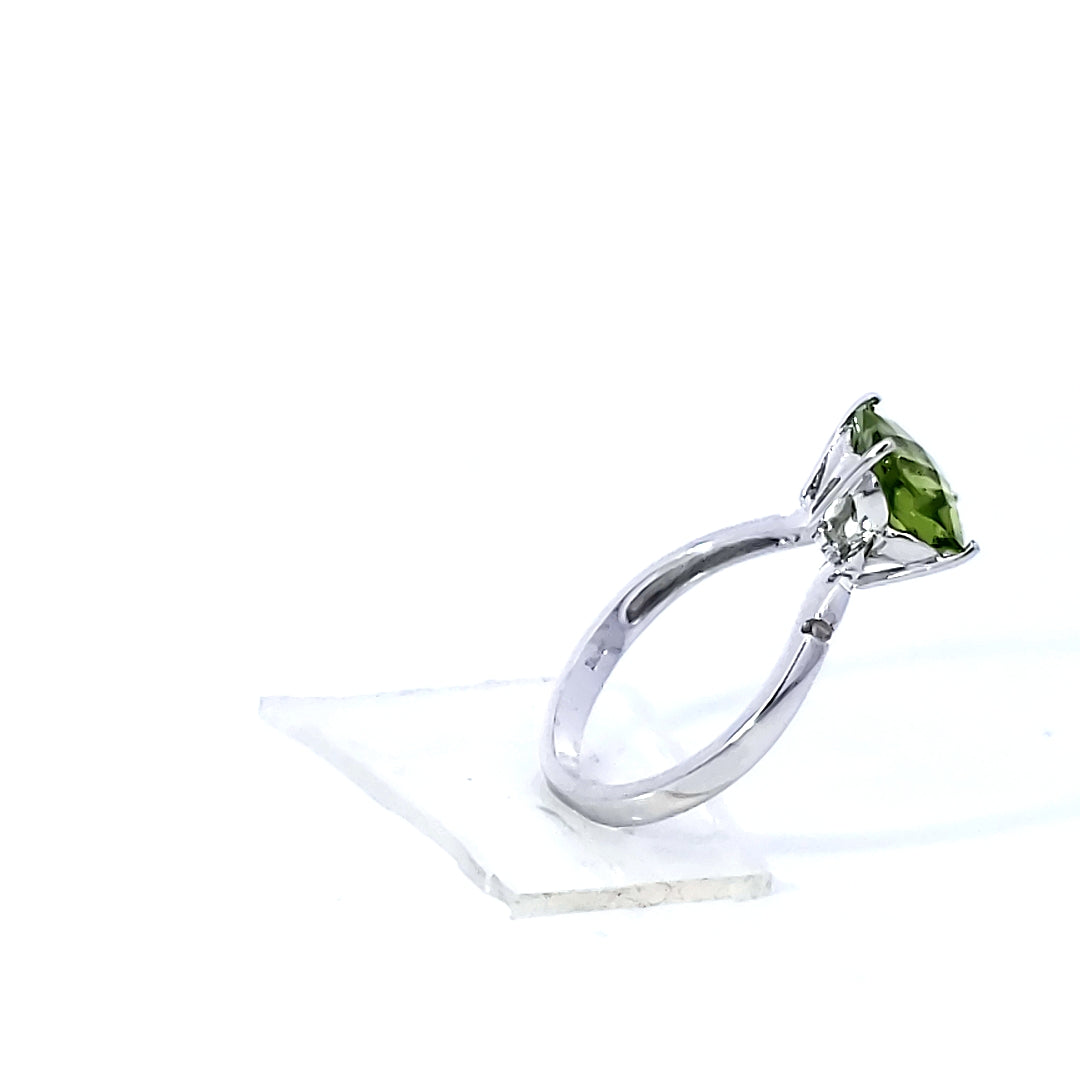 Peridot Fashion Ring