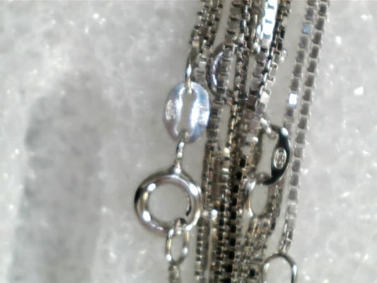 S/Silver (No Stones) Chains - Women'