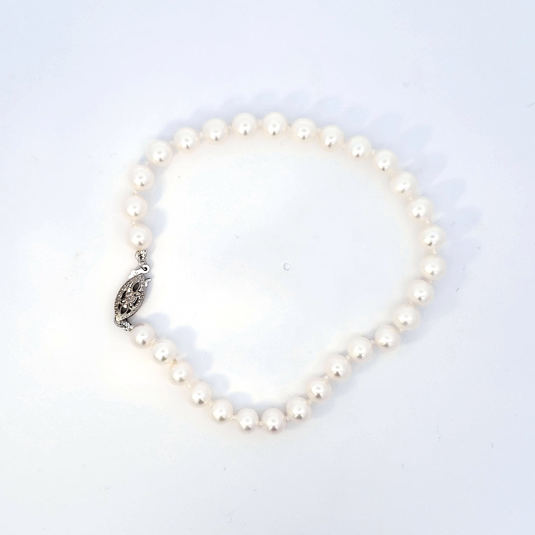 Pearl Bracelet