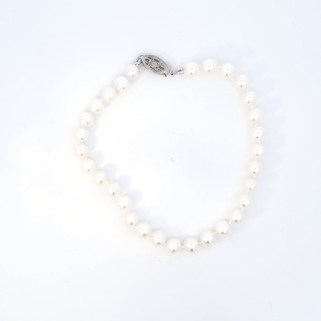 Pearl Bracelet