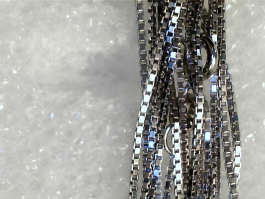 S/Silver (No Stones) Chains - Women'